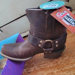 Justin Gypsy boots brown size 6.5 B